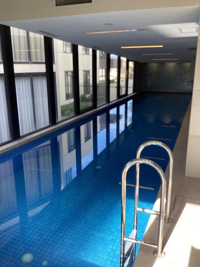 In The Heart Of Port Melbourne Exterior foto