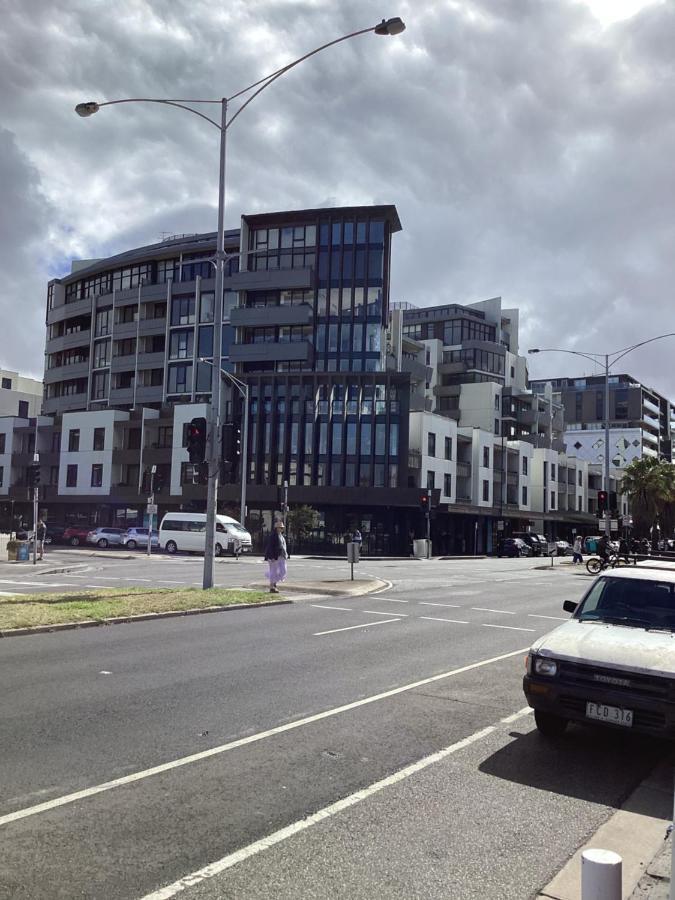 In The Heart Of Port Melbourne Exterior foto
